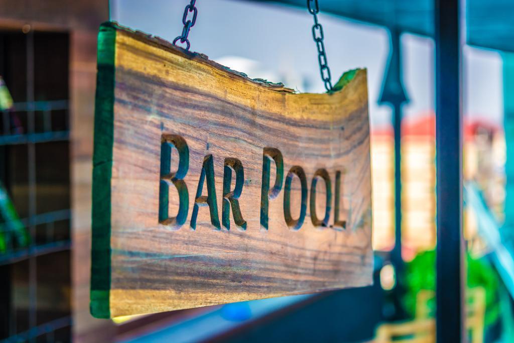 Diamond Palace Resort & Sky Bar プノンペン エクステリア 写真