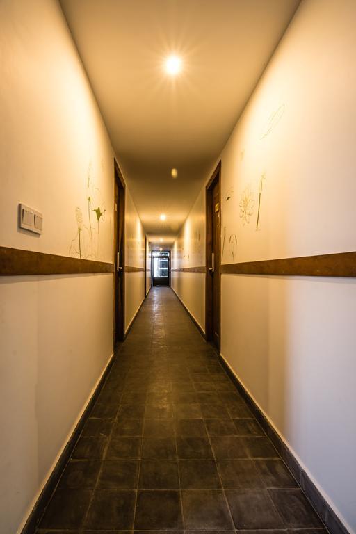 Diamond Palace Resort & Sky Bar プノンペン エクステリア 写真
